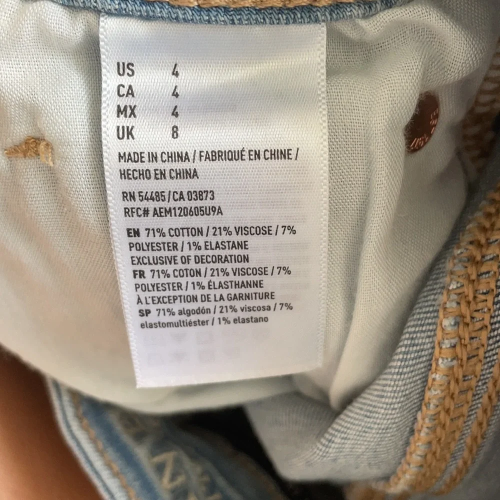 American Eagle Jean Shorts - Picture 4 of 4